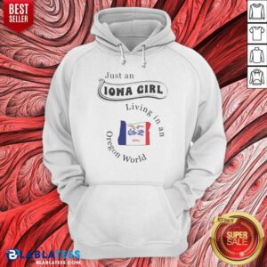 Pretty Just An Iowa Girl Living In An Oregon World Iowa Oregon Map hoodie optimized for display