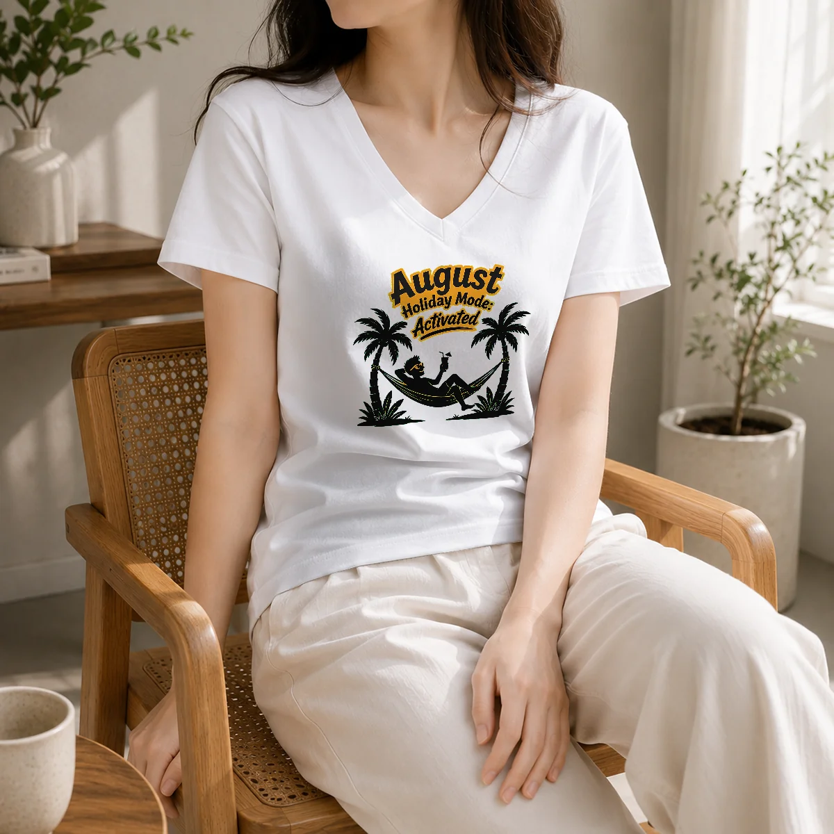 Hot Official August Holiday Silhouette For V-Neck Shirt Hot Official August Holiday Silhouette For V-Neck Shirt